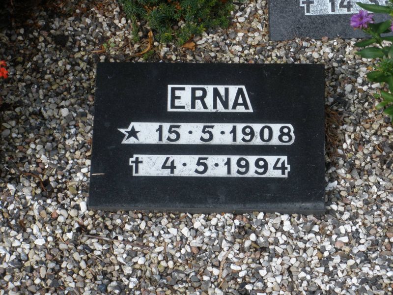Erna.JPG